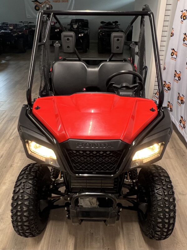 2021 HONDA Pioneer 520 P1053