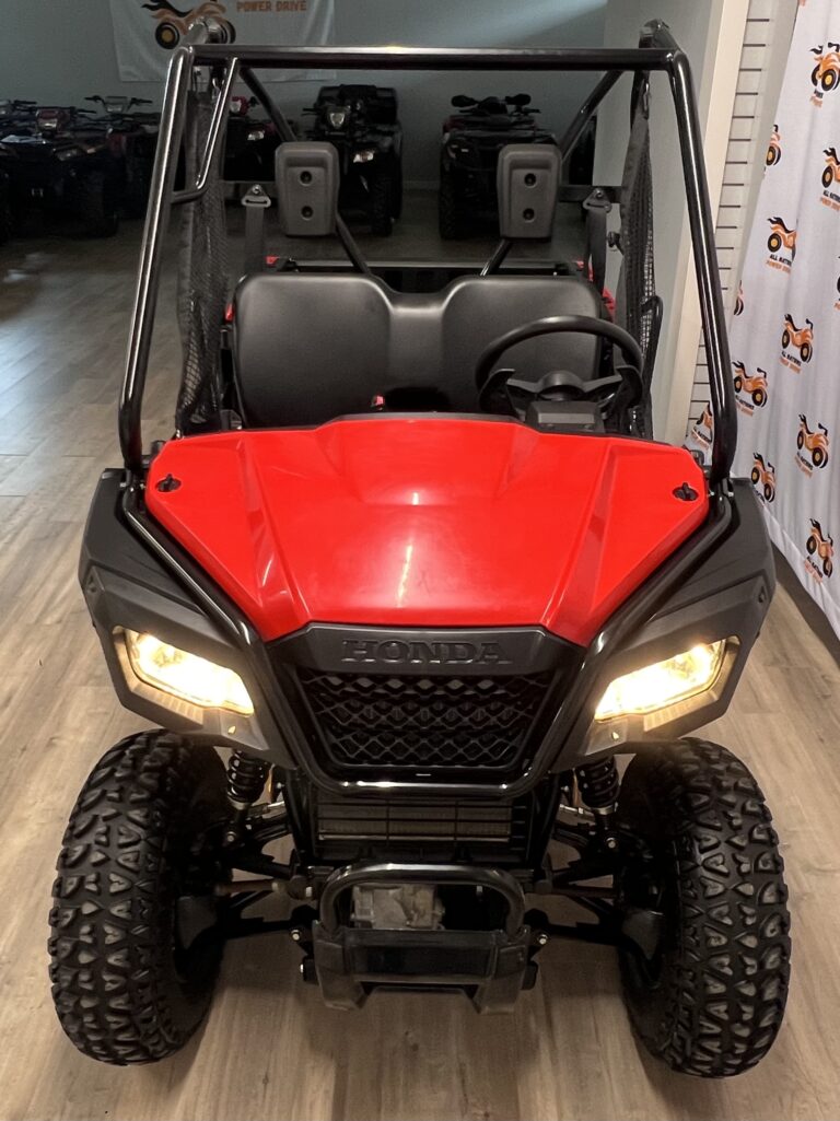 2021 HONDA Pioneer 520 P1053